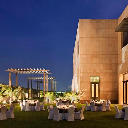Radisson Blu Hotel Амритсар Удобства снимка The Park, New Delhi